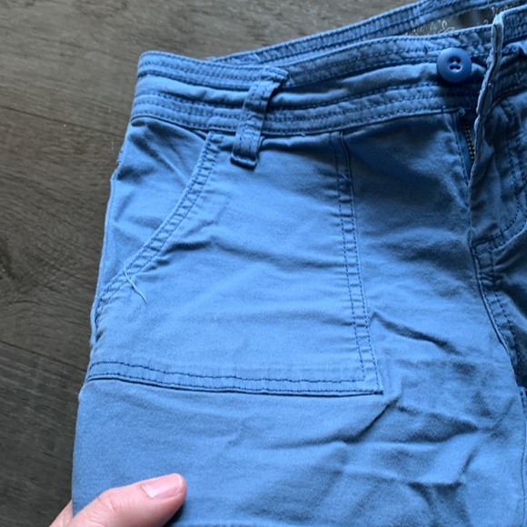 Ladies Prana shorts - Picture 4 of 4